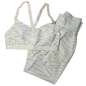 white and blue zebra print active wear bra and leggings set size m